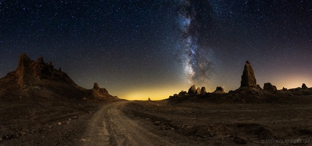 Welcome to Mars an impressive milky way panorama by Michael Shainblum 