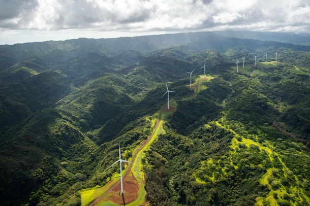 Wind turbines on Oahu  x