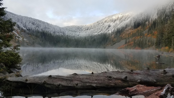 Woke up to my first snow of the season yesterday morning - Pratt Lake WA 