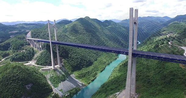 Zhongjianhe Bridge 