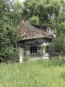  A nice little abandoned house