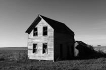  Abandoned farmhouse in Sibley County MN