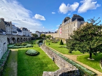  France - Morbihan - Vannes - La Marle and the gardens at the foot of the ramparts and the chateau de lHermine