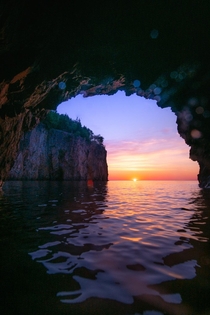  Sunrise in a cave on Minnesotas North Shore
