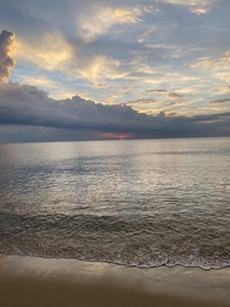  Sunset picture taken at Koh Lanta today x