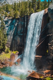  Vernal Falls  Yosemite National Parks x