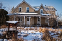 A beautiful character home abandoned on the prairies OC