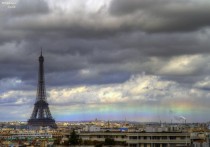 A Horizon Rainbow in Paris 