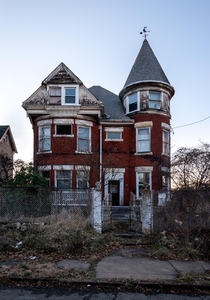 A once grand Victorian house in Pennsylvania now abandoned