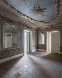 A room of mirrors in an abandoned palace in Portugal 