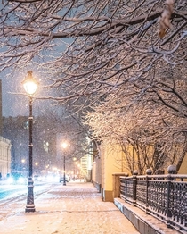 A walk through snowy Moscow