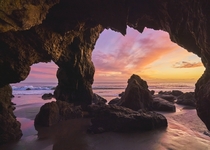 A wider view of the sea caves from tonights sunset Los Angeles CA   IG worldpins