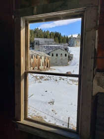 A window to days gone by Comet Montana