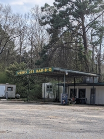 Abandoned bbq place off of southern Al highway