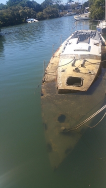 Abandoned Boats - Brisbane Australia 