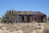 Abandoned building in Mojave Desert 