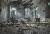 Abandoned castle Belgium Photocredit James Kerwin 