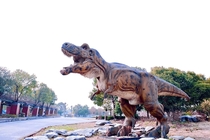 Abandoned DINOSAUR Amusement Park - Found T-RexTricaratops amp Velicoraptors 