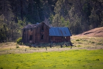 Abandoned farm house in Central Oregon OC