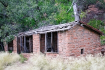 Abandoned farm house in the Oak Creek Canyon in Sedona USA
