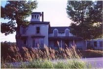 Abandoned farmhouse Auburn ME 