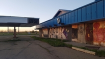Abandoned Gas StationRestaurant closed since at least the early s