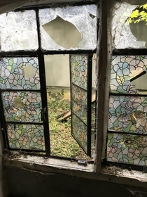 Abandoned house in Georgia Stained glass