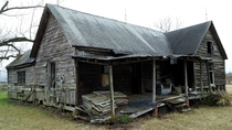 Abandoned House in Orchard Near Candor NC  Album in comments