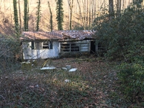 Abandoned house in the mountains of NC that may not have been so abandoned after all