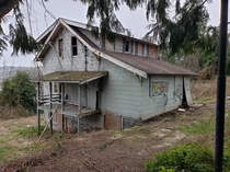 Abandoned house Renton WA  x