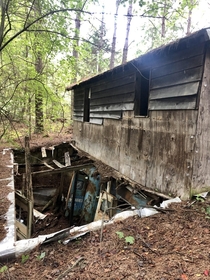 Abandoned house used for God only knows what Middle of nowhere Mississippi Note the busses complete with stained ripped mattresses built into the hillside basement