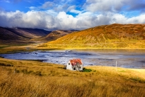 Abandoned househut in Iceland 