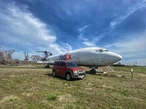 Abandoned-ish plane Basically its owned by the college nearby but they never use it for anything so it just kinda sits there Toaster for scale Midwestern Illinois