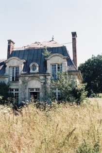 Abandoned Manor 