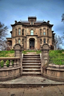 Abandoned Mansion in Kansas City Missouri