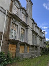 Abandoned Mansion Toorak empty since 