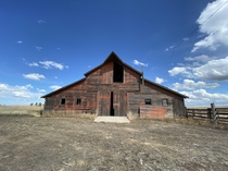 Abandoned old barn in east Colorado plains