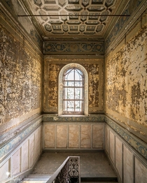 Abandoned Villa Italy  IG the_sparkler