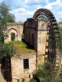 Abandoned waterwheel - Spain