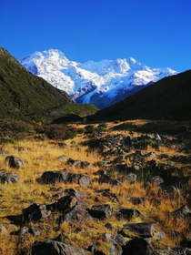 Absolutely no clouds at all - Mt Cook National Park New Zealand - 