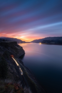 After  weeks of trying I got the perfect conditions in the Columbia River Gorge outside Lyle Washington 