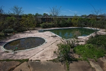 Alabama-shaped swimming pool ocx