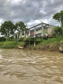 Amazonas waterfront