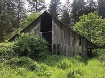 An abandoned barn somewhere in Washington State