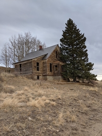 An empty house in the mountains of Colorado