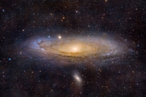 Andromeda Galaxy captured from light polluted Pittsburgh PA skies can still reveal amazing detail 