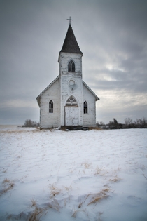 Another old church found in the prairies OC