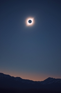 Another pic of the eclipse in Argentina Beautiful