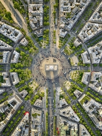 Arc de Triomphe Paris Photo Jeffrey Milstein 