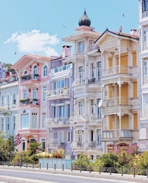 Arnavutky a neighborhood away from Istanbuls touristic hustle